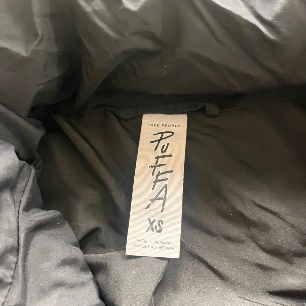 Women's Hooded Emmy Swing Puffer Coat - Picture 2 of 5